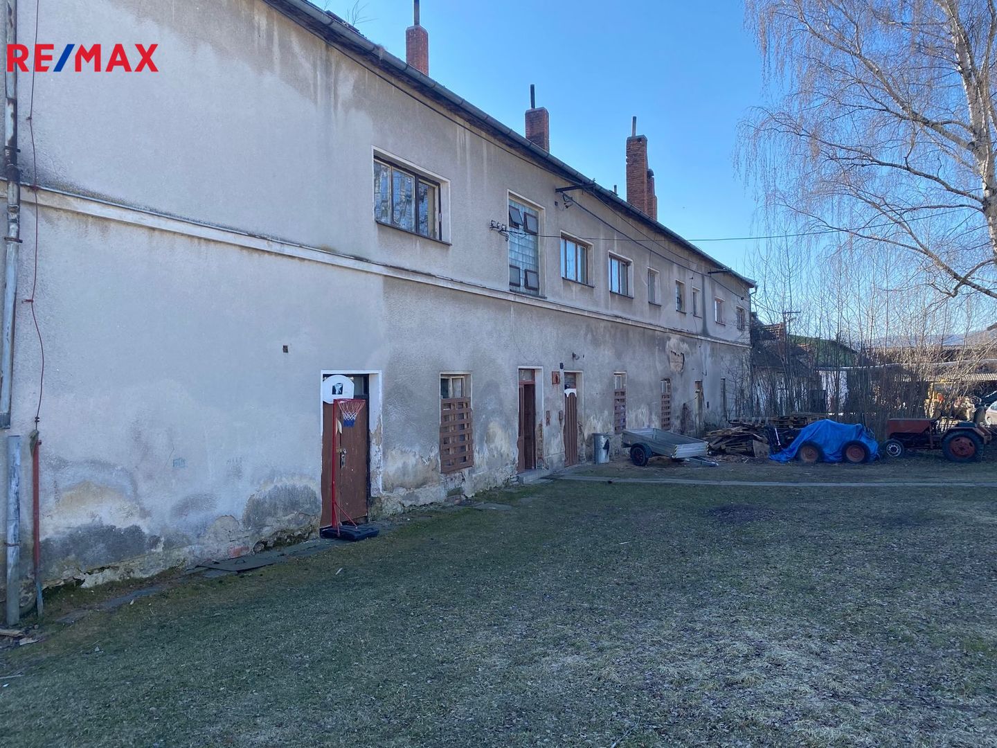 Prodej bytového domu 920m2, Klatovy – Beňovy