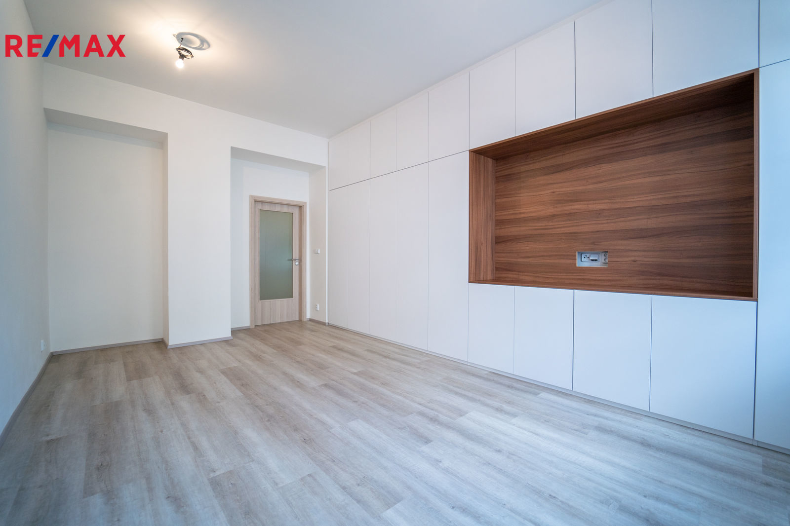 Pronájem bytu 1+1 v osobním vlastnictví 44 m², Praha 5 – Košíře