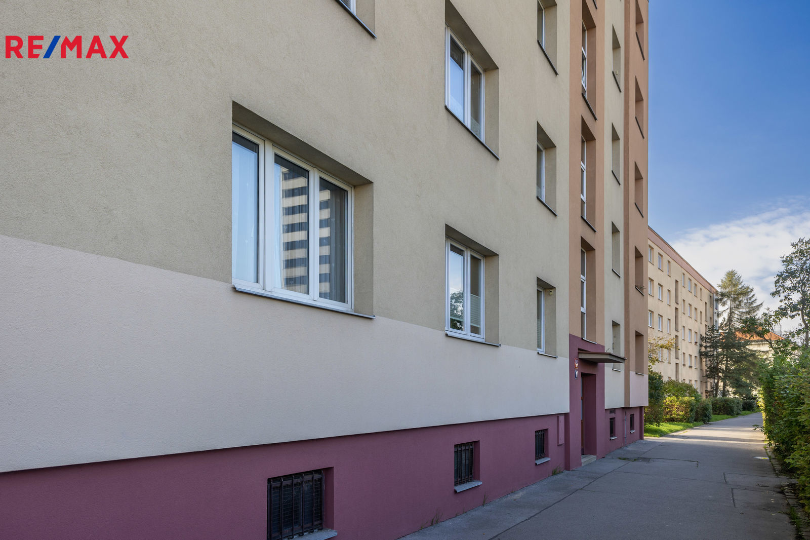 Na prodej prostorný byt 3+1, 74 m², Krč, Praha 4