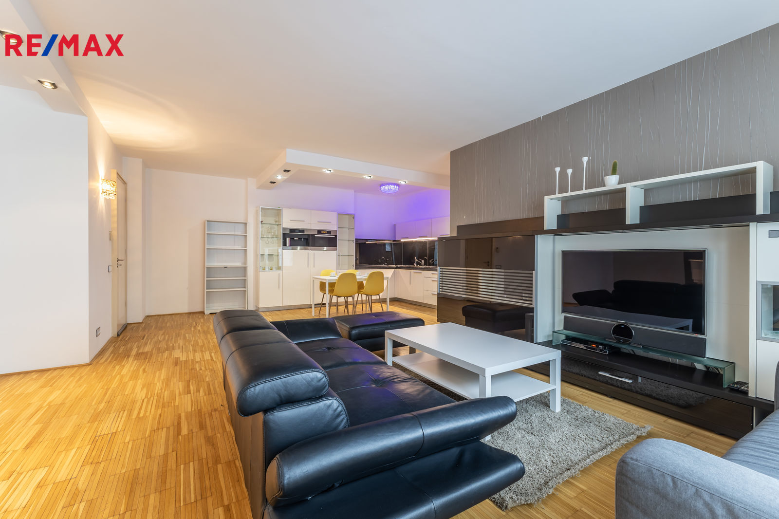 Prostorný byt 3kk v lukrativním projektu River Diamond na Karlíně, 121 m2